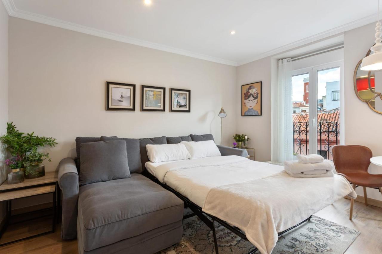 Elegant 1 Bedroom Apartment In The Heart Of Centro Madrid Esterno foto